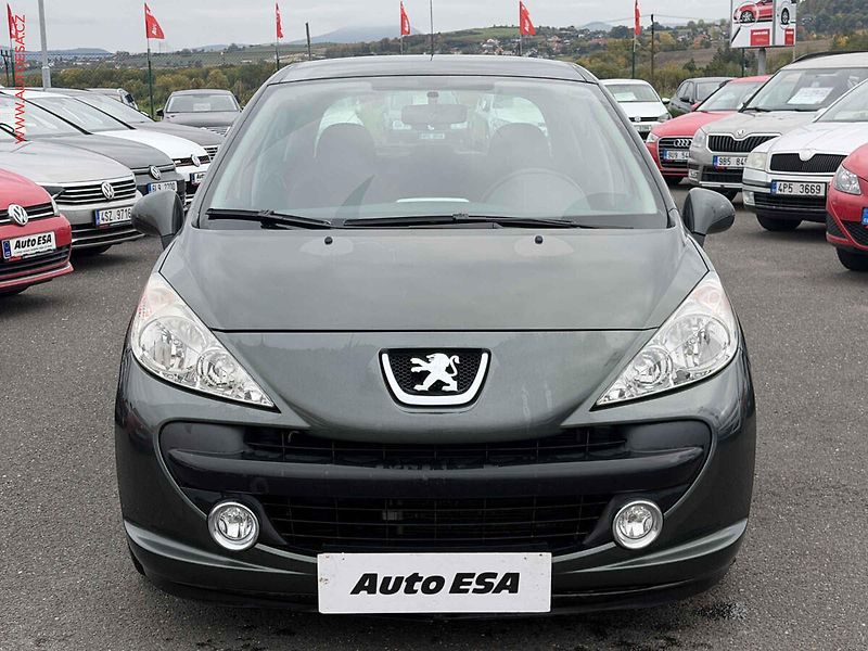 Peugeot 207 (2009) 1.4i, 2.maj,ČR, AC, STK7/28 - fotka 2 z 16
