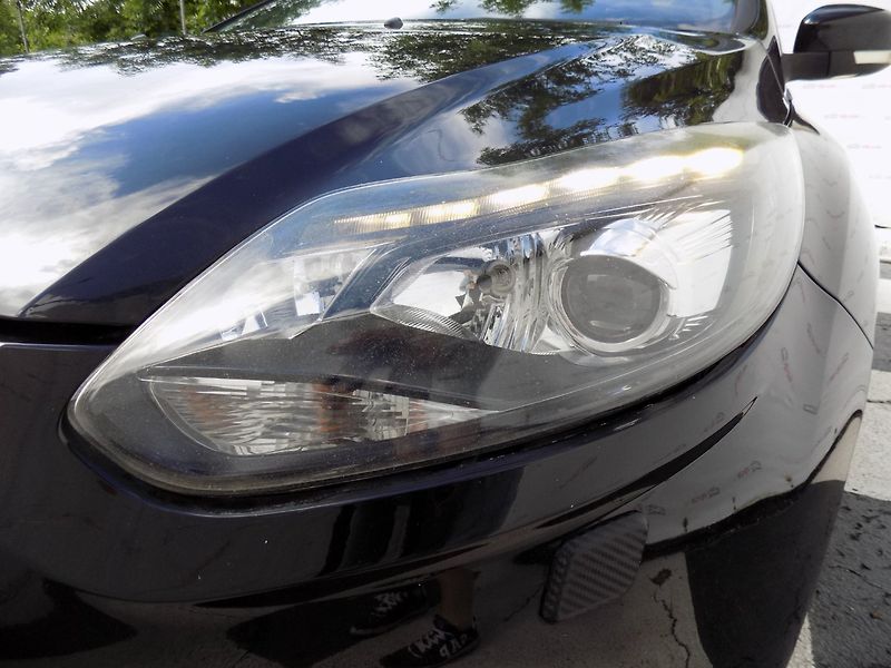 Ford Focus (2013) 2.0i ST/Bi-xenon/kůže/LED/ - fotka 35 z 36