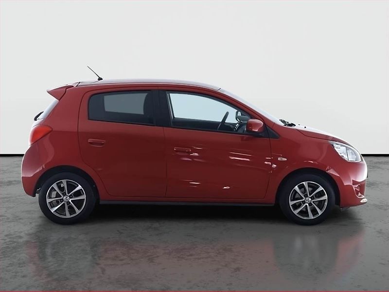 Mitsubishi Space Star (2015) 1.2 MIVEC, Vyhř. sedaček - fotka 6 z 16