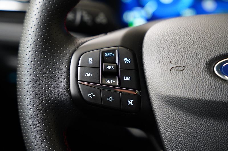 Ford Kuga - fotka 15 z 24