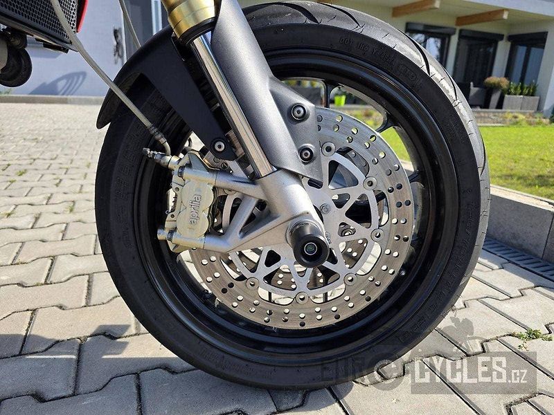 Aprilia Dorsoduro 750 (2010) akce 94990 - fotka 7 z 18