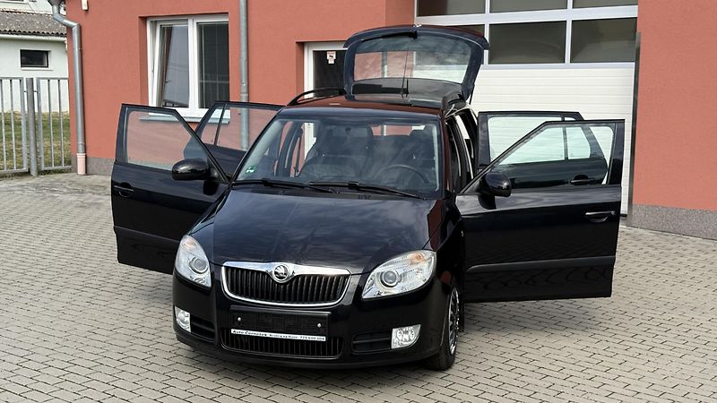 Škoda Fabia (2010) 1.4 16V*63kW*STYLE-EDITION*TOP - fotka 23 z 24