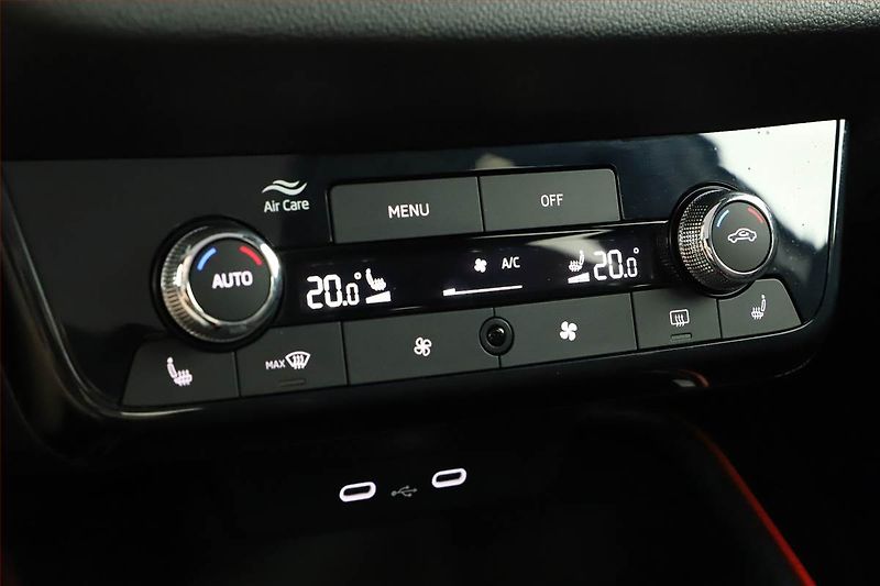 Škoda Fabia (2025) 1.0 TSI, Monte Carlo, FullLed - fotka 19 z 21