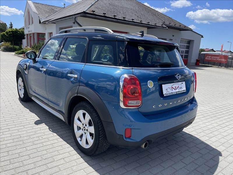 Mini Countryman 1,5 SE ALL4 AUT. PLUG-IN 165kw - fotka 3 z 37