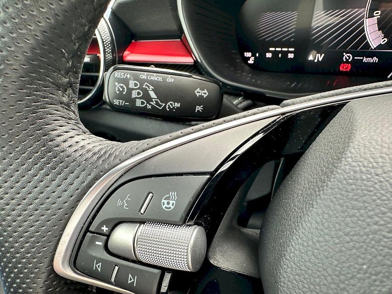 Škoda Fabia (2025) 1,0 TSI / 85 KW / Monte Carlo - fotka 20 z 30