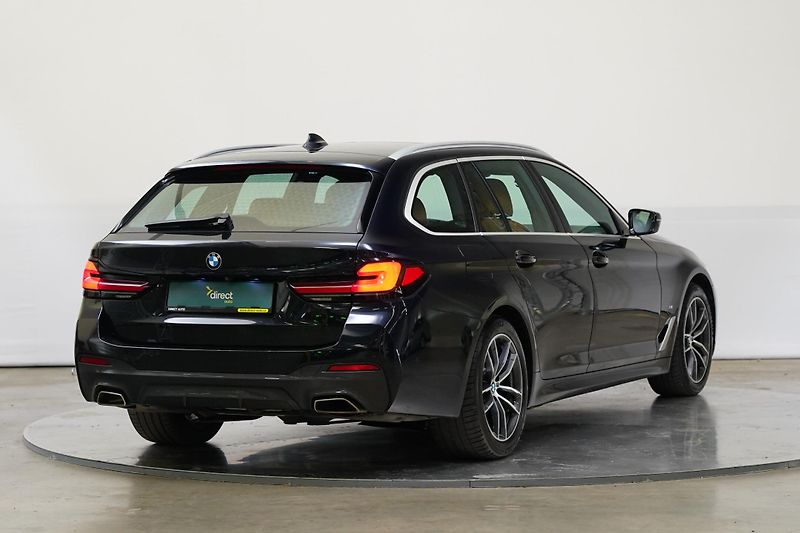 BMW Řada 5 - fotka 2 z 30