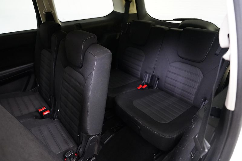 Ford Galaxy - fotka 24 z 25
