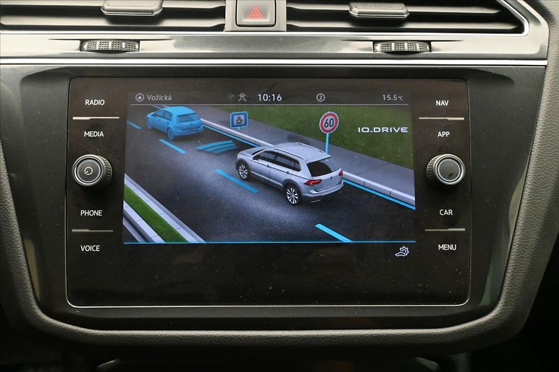 Volkswagen Tiguan 2,0 TDI 110kW DSG Life Záruka - fotka 19 z 31