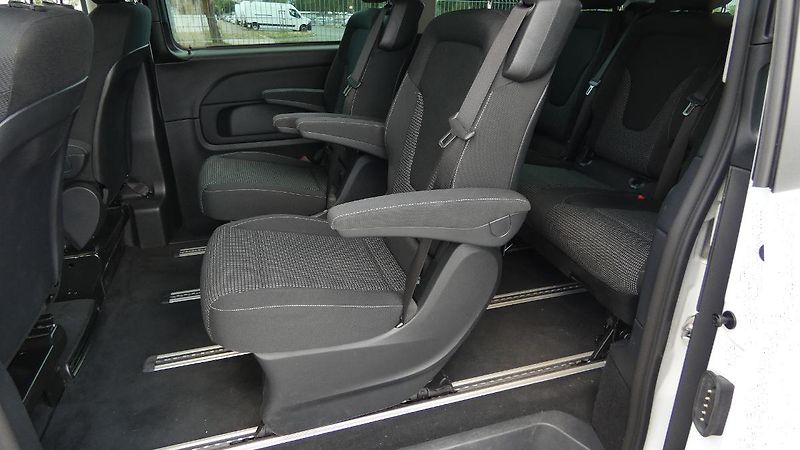 Mercedes-Benz Třídy V 220d L Exclusive - fotka 19 z 23