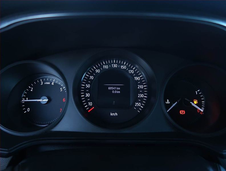 Renault Mégane (2018) Limited 1.6 SCe, Serv.kniha - fotka 11 z 20
