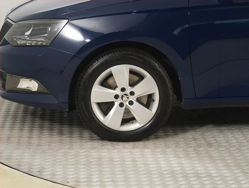 Škoda Fabia (2017) Style 1.0 TSI, Serv.kniha - fotka 14 z 16