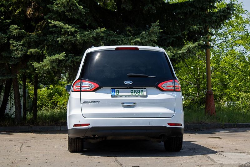 Ford Galaxy Titanium - fotka 6 z 25