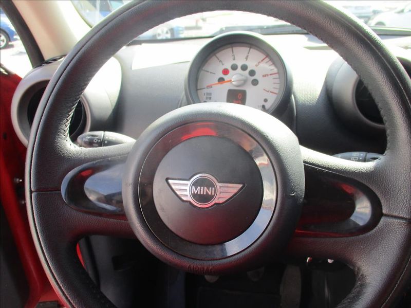 Mini Countryman 1,6 D, aut.klima,serv.kniha, - fotka 18 z 31