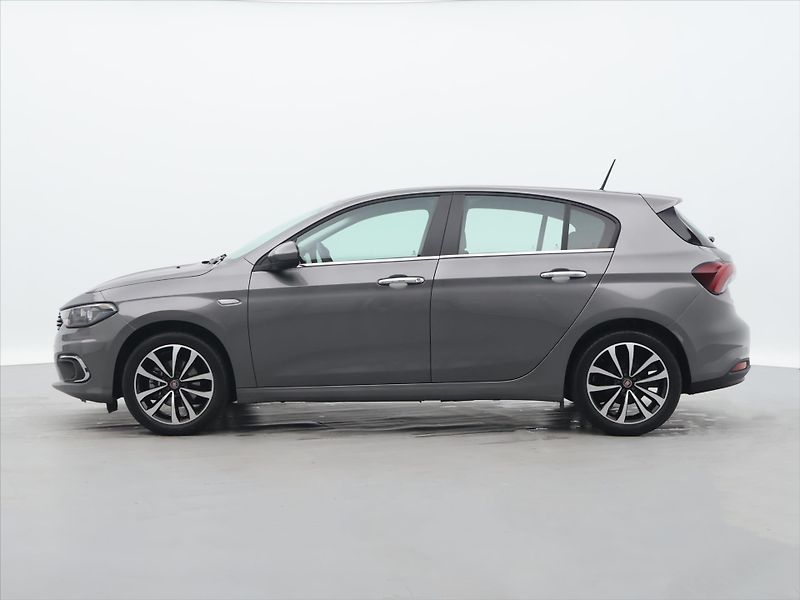 Fiat Tipo 1,4 16V 70kW CZ Street 4800km - fotka 4 z 34