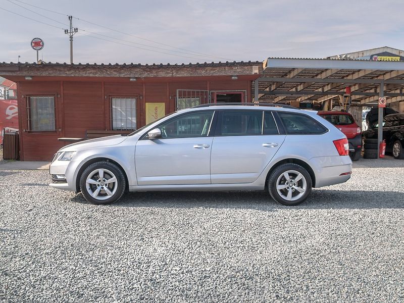 Škoda Octavia (2020) ČR 8/20 2.0TDI 110KW–NAVIGACE - fotka 8 z 43