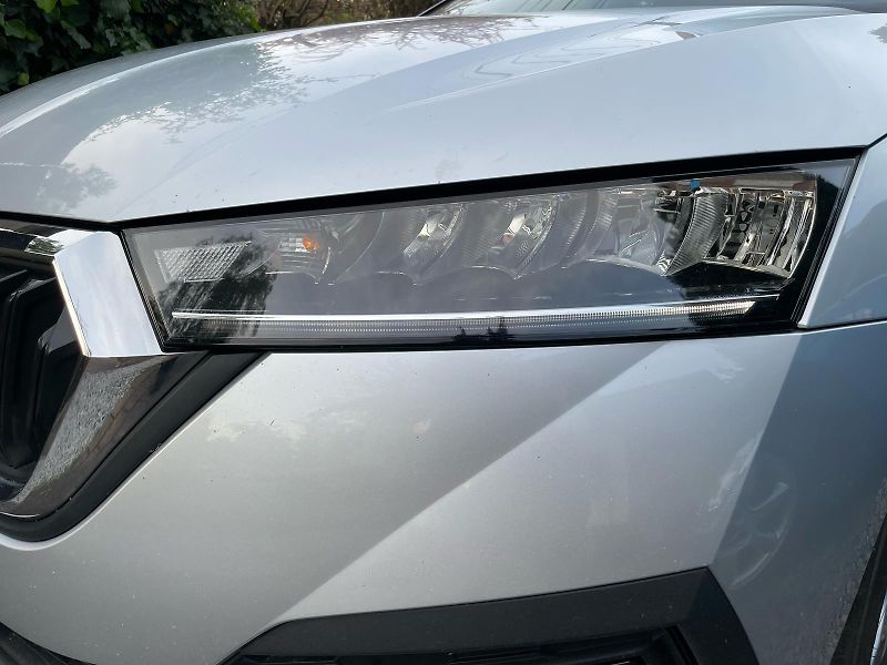 Škoda Octavia 1.5TSi 1.MAJ ČR NEBOUR. ZÁRUKA - fotka 18 z 20