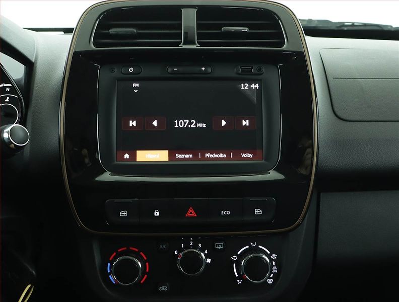 Dacia Spring (2024) Electric 65 (27 kWh), SoH 97% - fotka 12 z 17
