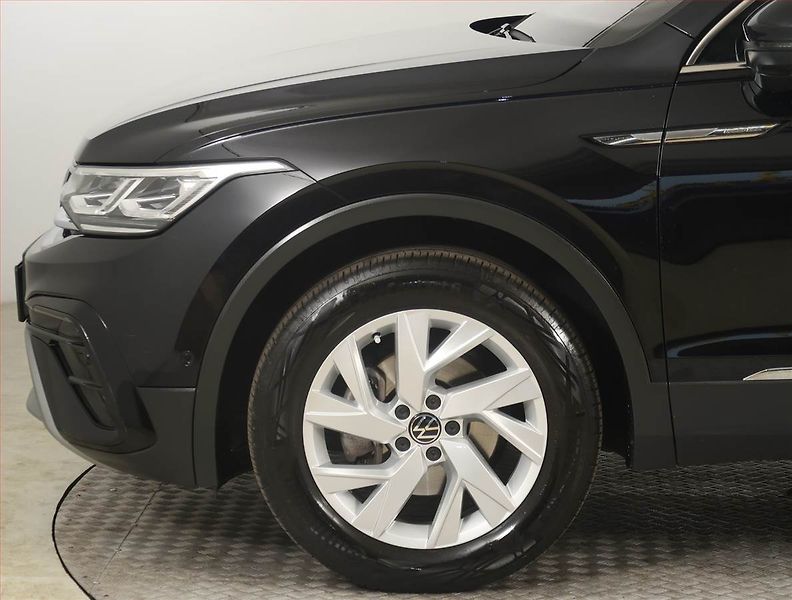 Volkswagen Tiguan Allspace (2023) Elegance 1.5 TSI - fotka 15 z 22