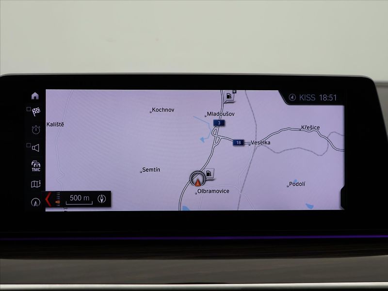 BMW Řada 5 2,0 520d Aut 140kW Luxury Line - fotka 21 z 32