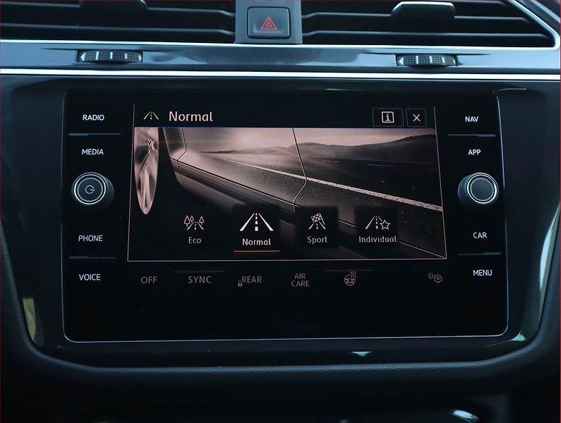 Volkswagen Tiguan (2019) Comfortline 2.0 TSI - fotka 17 z 22