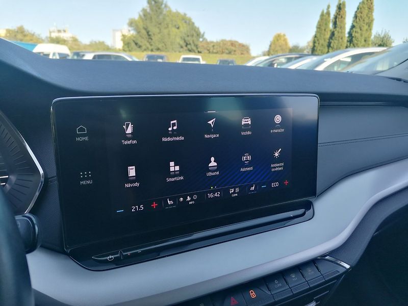 Škoda Octavia (2021) 1.4 TSi iV PHEV 150kW Plug in - fotka 19 z 39