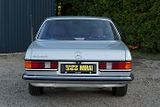 Mercedes-Benz 123 (1977) 230 CE - náhled 9