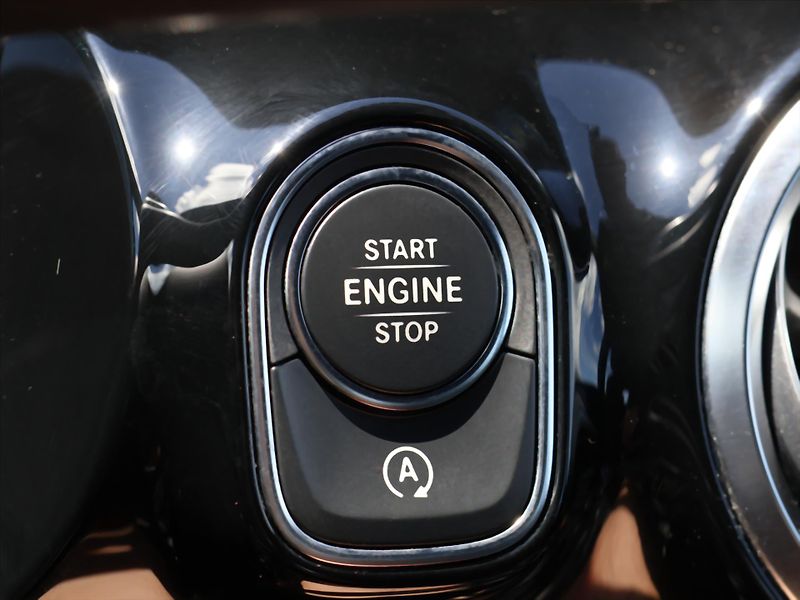 Mercedes-Benz Třídy B 2,0 200d 110kW Aut. LED CZ - fotka 23 z 38