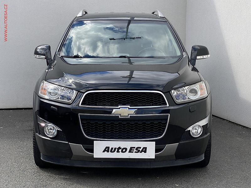 Chevrolet Captiva (2012) 2.2 VCDi 4X4, LTZ, AT, šíbr - fotka 2 z 21