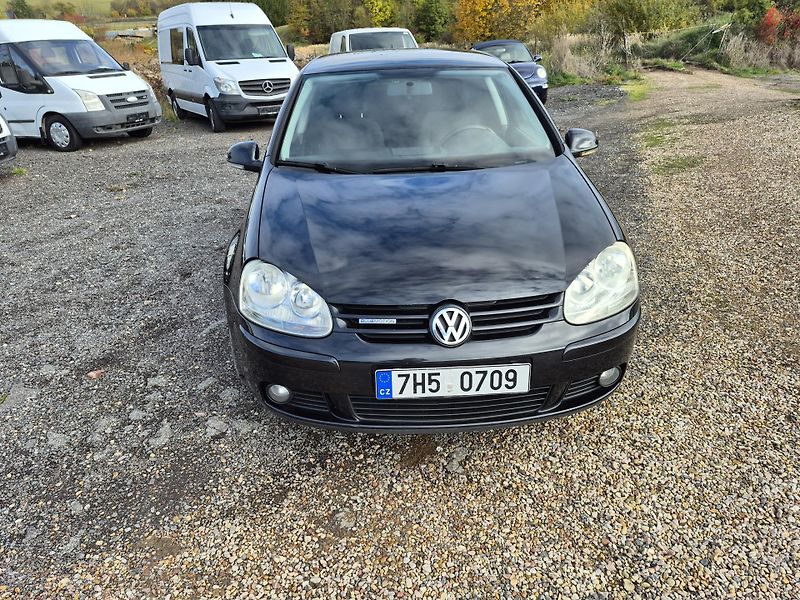 Volkswagen Golf (2008) 1.9Tdi 77kw - fotka 13 z 21