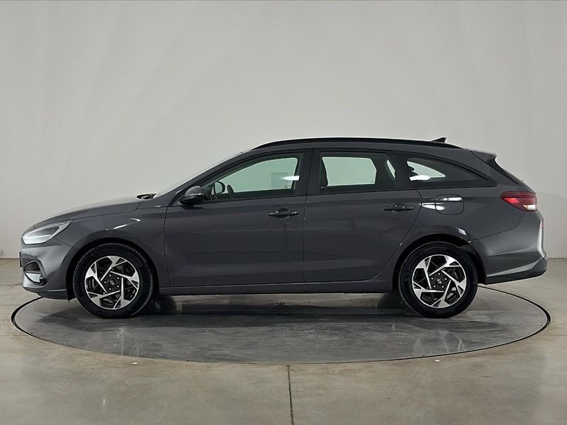 Hyundai i30 Smart DCT - fotka 3 z 26