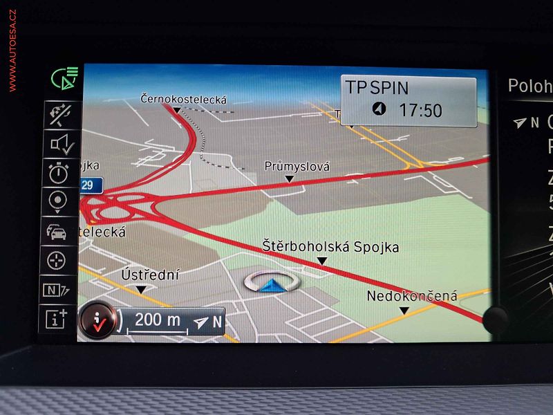 BMW Řada 5 (2015) 3.0 D M550d xDrive, AT, kůže - fotka 21 z 22