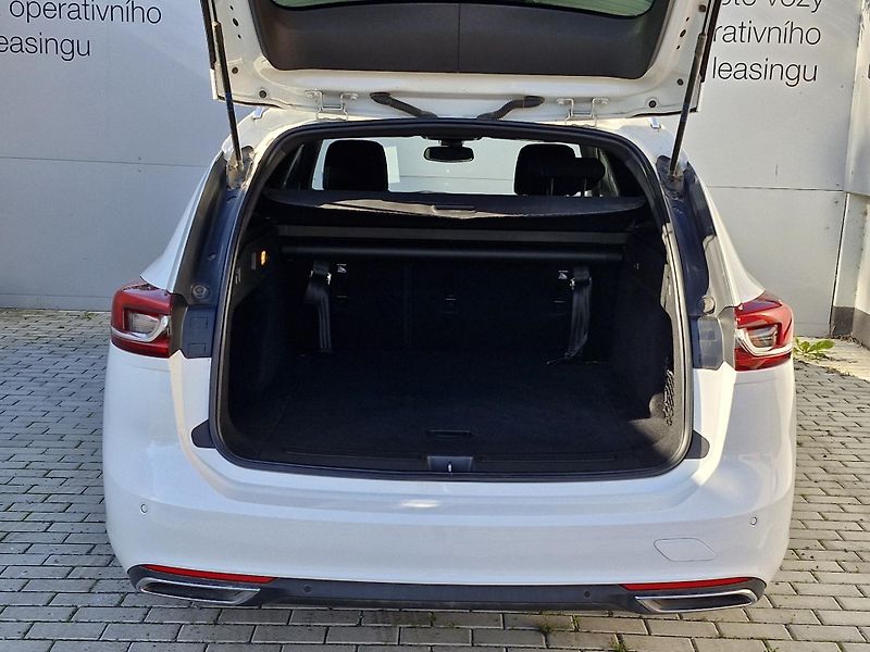 Opel Insignia  II Elegance 2,0 CDTI (128 - fotka 7 z 10