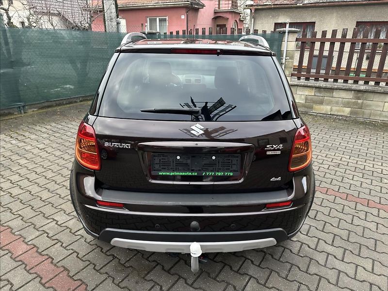 Suzuki SX4 1,6 4x4 STYLE TAŽNÉ - fotka 6 z 22