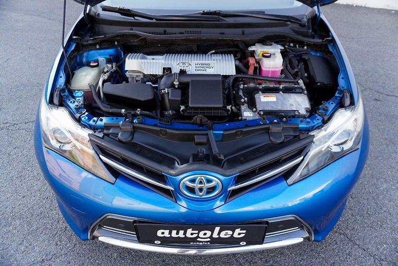 Toyota Auris 1.8i/Hybrid/Pano/NAVI/ - fotka 27 z 27