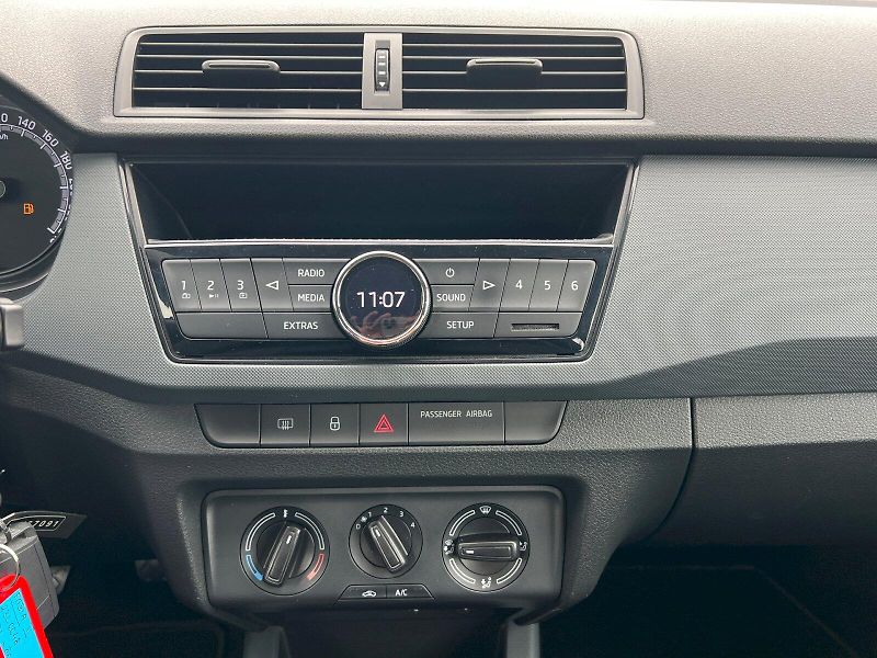 Škoda Fabia (2019) Active 1.0 MPi 44kW 5°manuální - fotka 21 z 25
