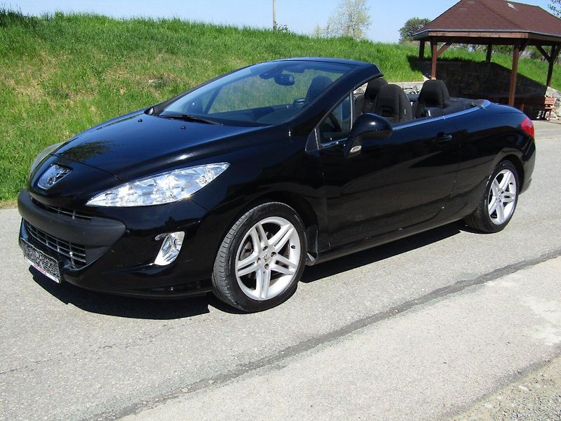 Peugeot 308 (2010) CC 1.6 HDI 82kW - fotka 22 z 30