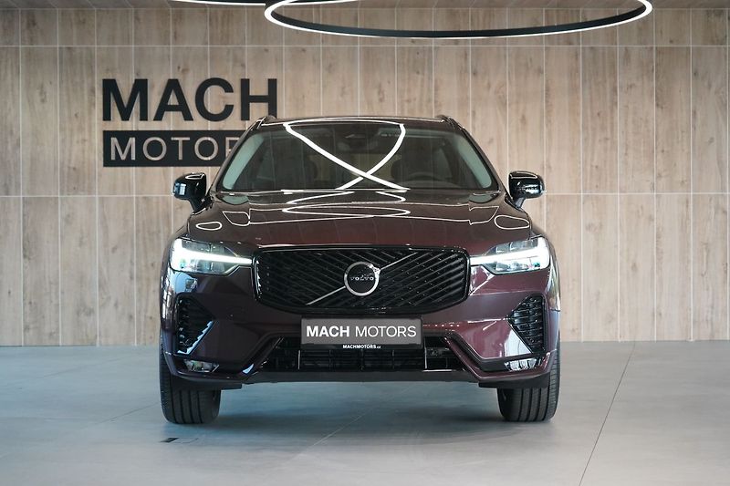 Volvo XC60 B5 AWD PLUS Dark LCI, H/K, LED - fotka 3 z 48