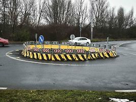 Nejnebezpečnějším místem v Praze je stále provizorní okružní křižovatka v Letňanech.