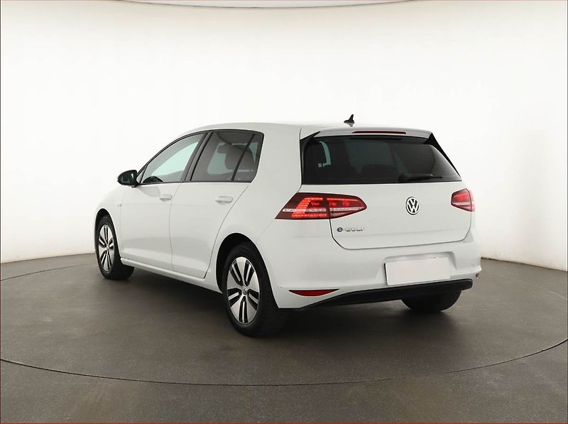 Volkswagen Golf (2016) 20.5 kWh - 25 Ah, SoH 79% - fotka 4 z 18