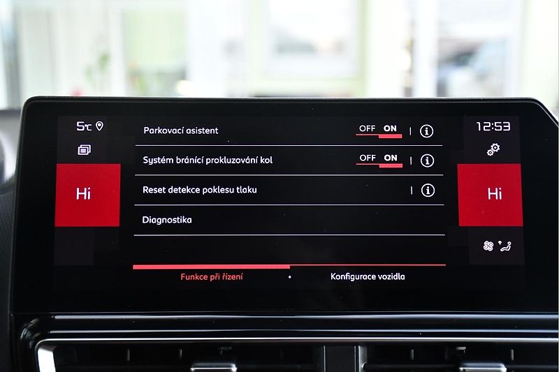 Citroën C5 Aircross 1.2 Pure Tech Feel Pack - fotka 33 z 45