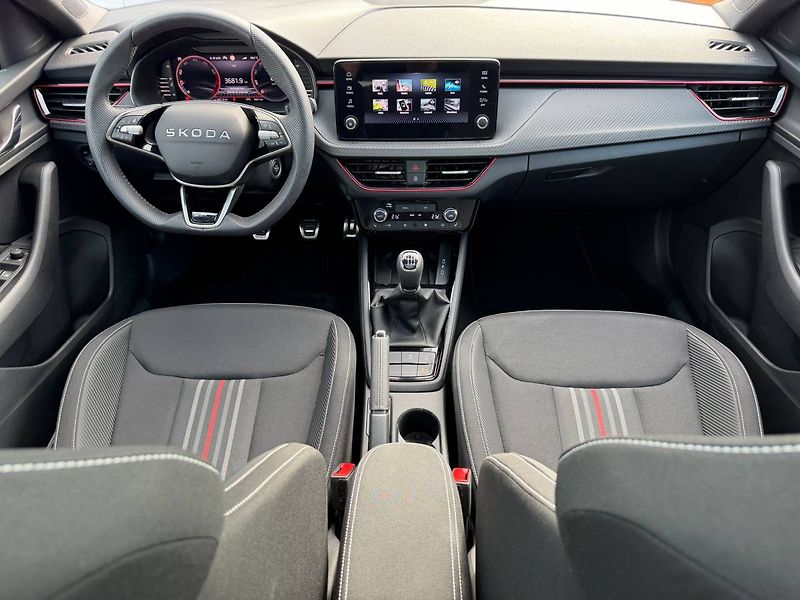 Škoda Scala Monte Carlo 1,0 TSI 85 kW 6° M - fotka 5 z 41