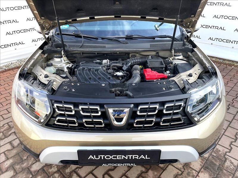 Dacia Duster 1,6 i,,84kW,serv.hist.,STK 1/2 - fotka 8 z 19