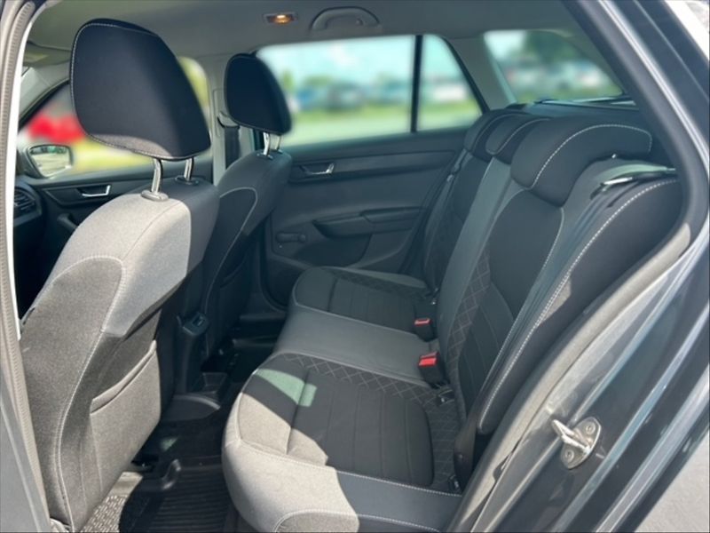 Škoda Fabia 1,0 TSI 70 Ambition - fotka 8 z 11