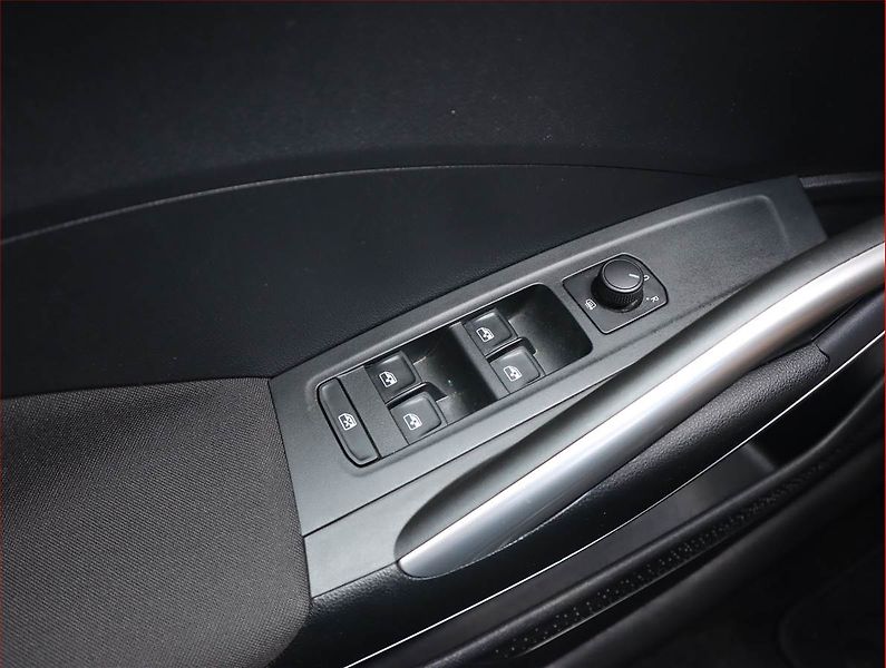 Škoda Fabia (2023) Ambition Plus 1.0 TSI, Automat - fotka 20 z 21