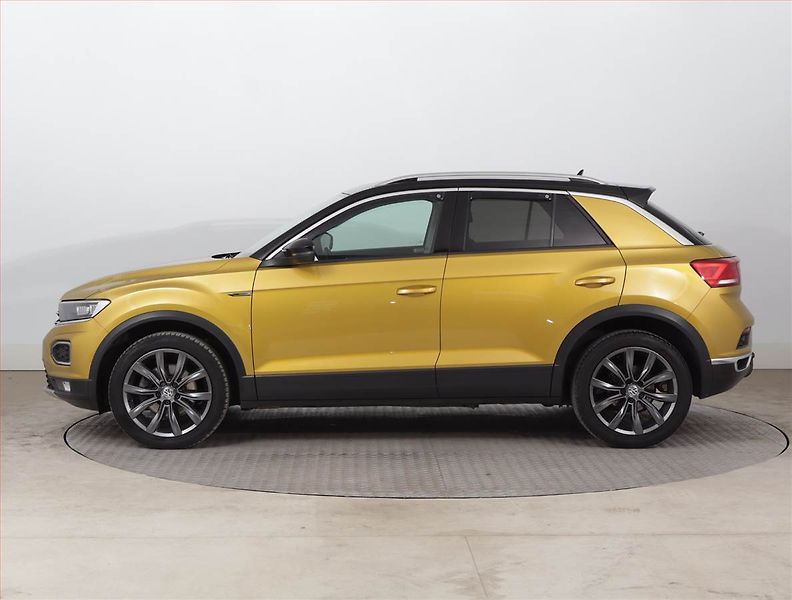 Volkswagen T-Roc (2019) Style 1.0 TSI, Navi, Tempomat - fotka 3 z 17