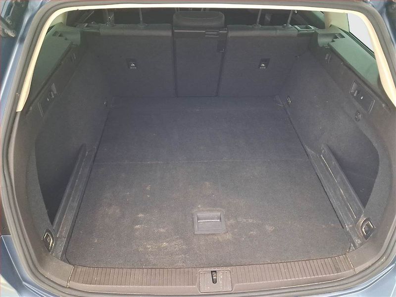 Volkswagen Passat (2016) 1.6 TDI, Navi, Tempomat - fotka 14 z 20