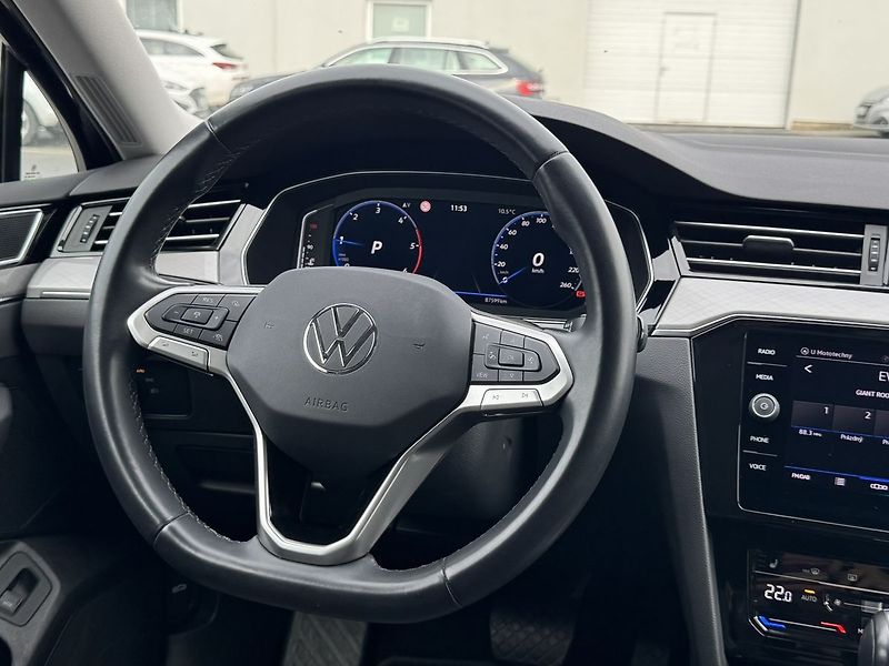 Volkswagen Passat 2.0TDI 110kW DSG Tažné Webasto - fotka 6 z 9