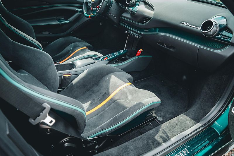 Ferrari F8 (2022) Tributo Special Tailor Made  - fotka 60 z 60