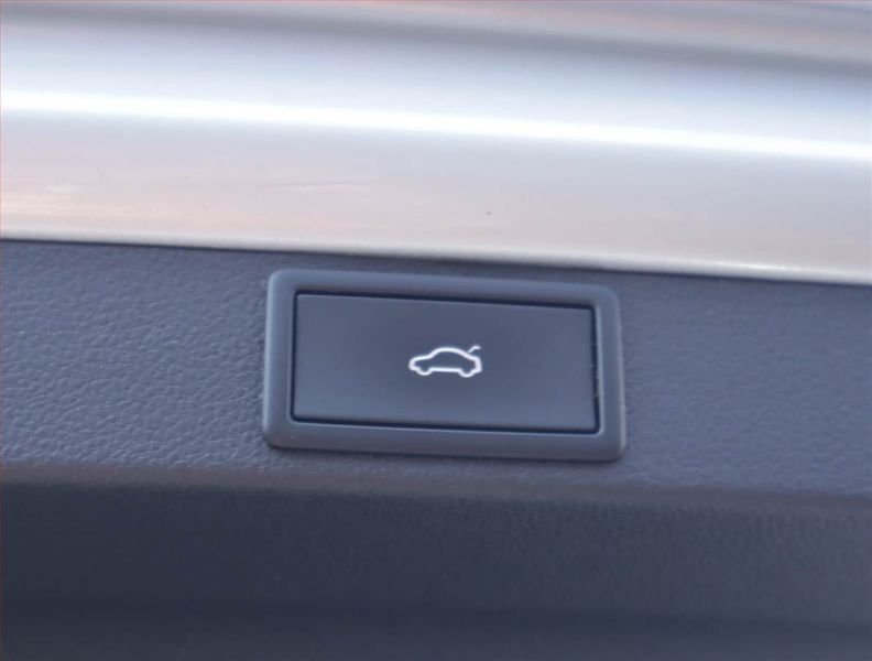 Škoda Octavia (2022) Style 2.0 TDI, Automat, ČR - fotka 23 z 24