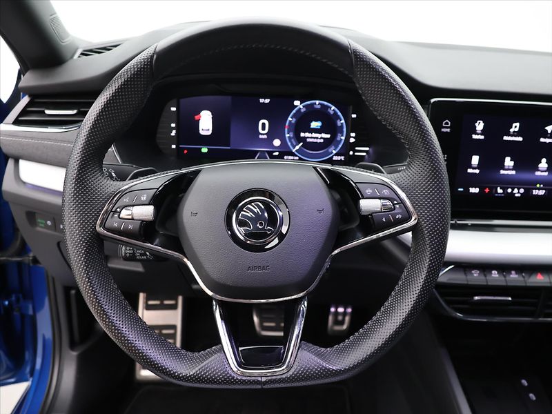 Škoda Octavia 2,0 TDI 110kW DSG Style Sport - fotka 18 z 39